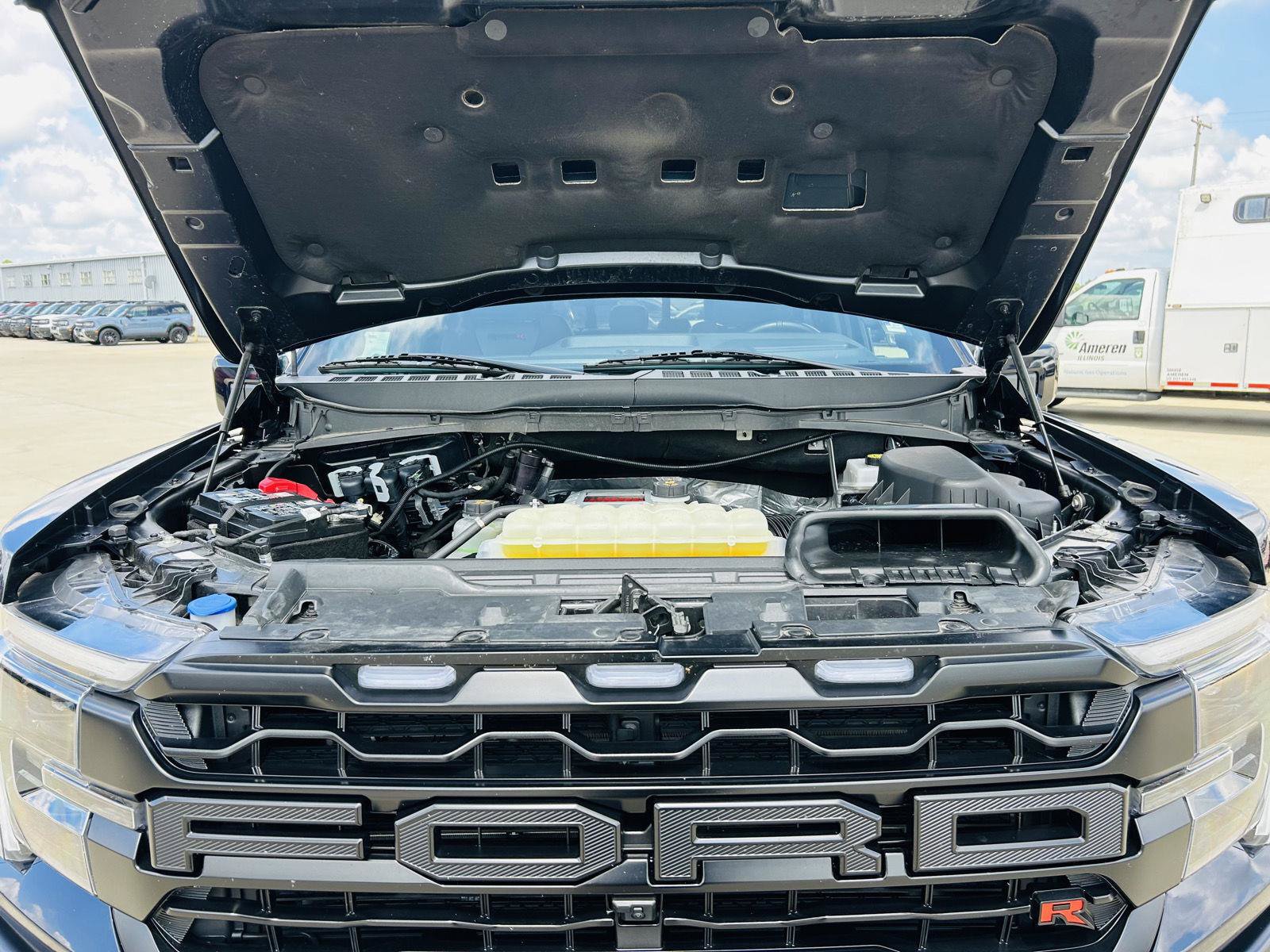 Used 2025 Ford F150 Raptor w/ Equipment Group 803A Raptor R AWD/4WD image 50