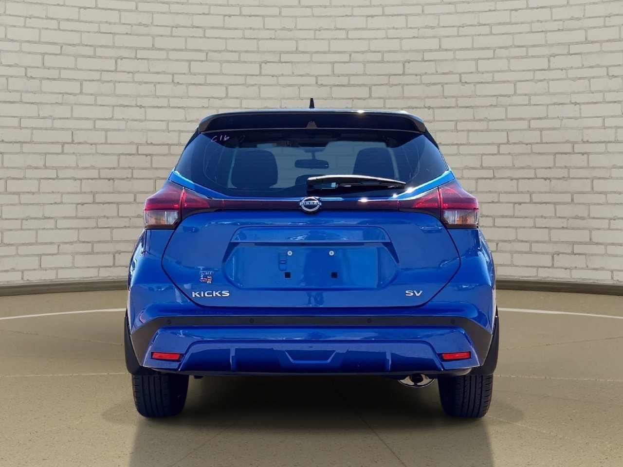 Certified 2022 Nissan Kicks SV FWD image 7