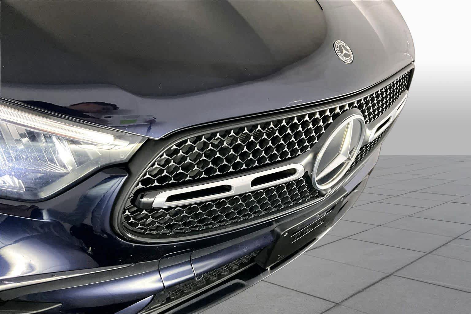 Used 2023 Mercedes-Benz GLC 300 4MATIC image 29