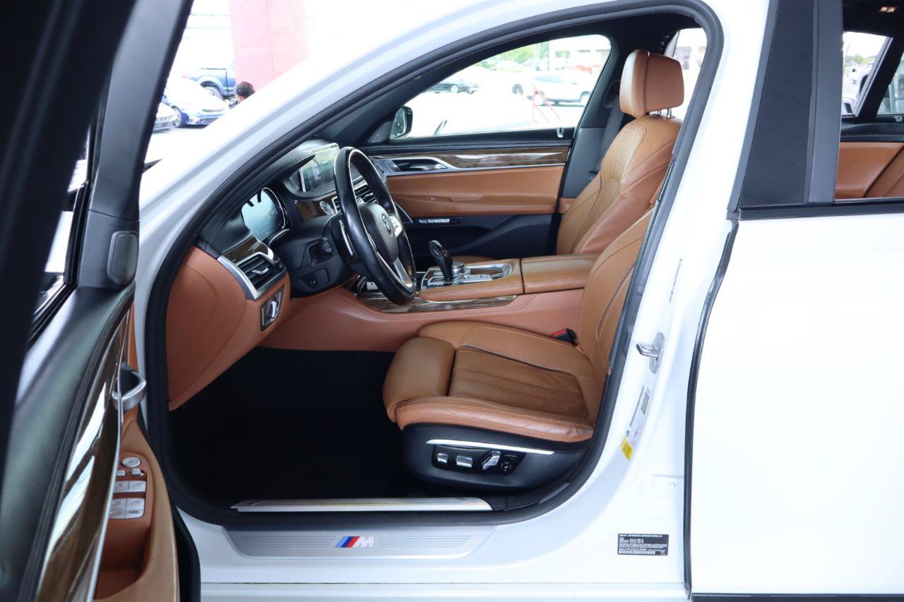 Used 2016 BMW 750i RWD image 15