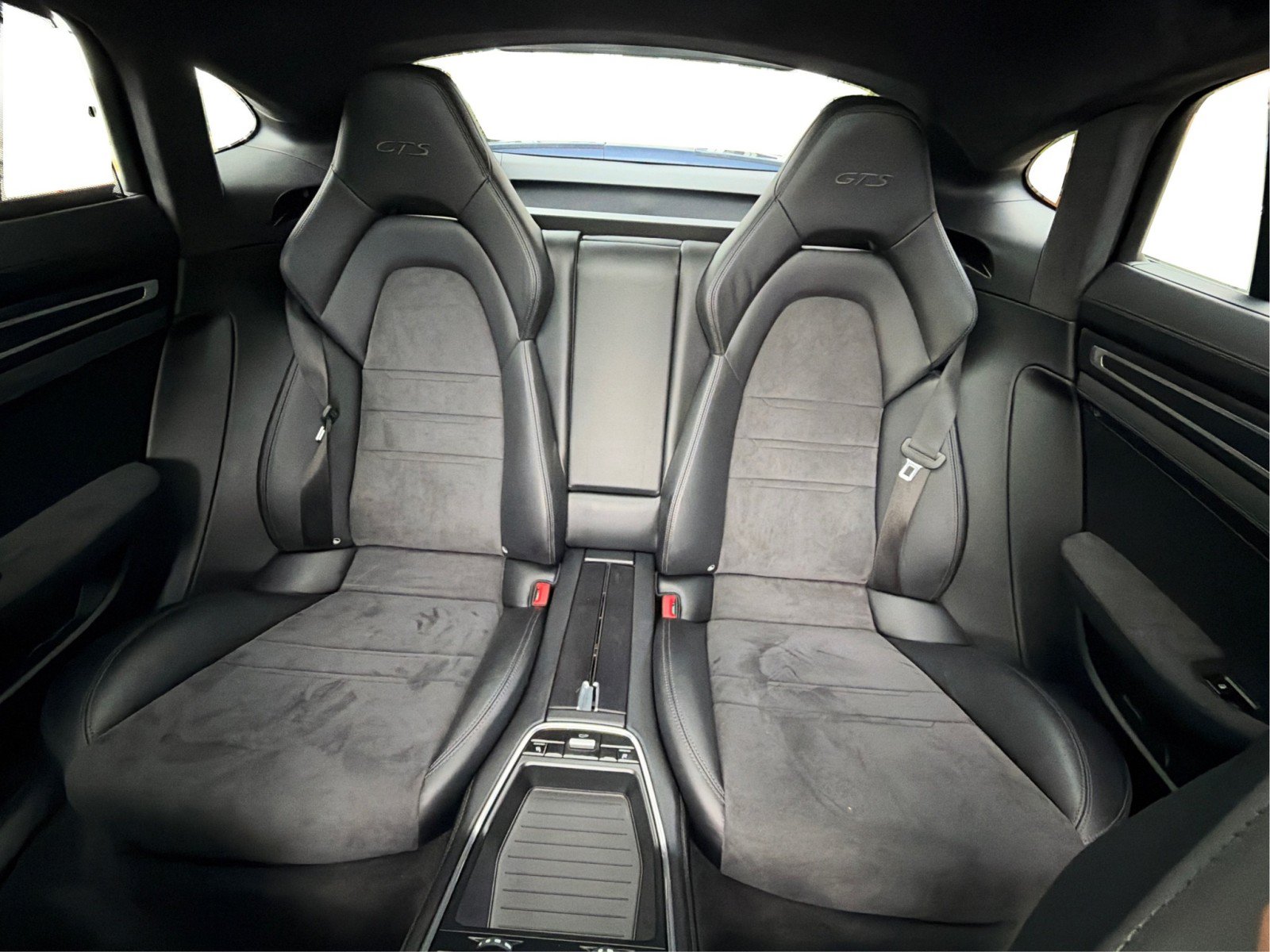 Used 2020 Porsche Panamera GTS AWD/4WD image 14