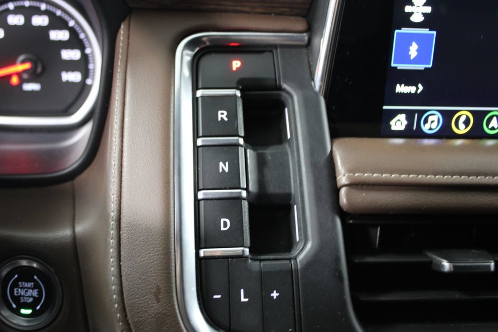 Used 2021 Chevrolet Suburban High Country RWD image 41