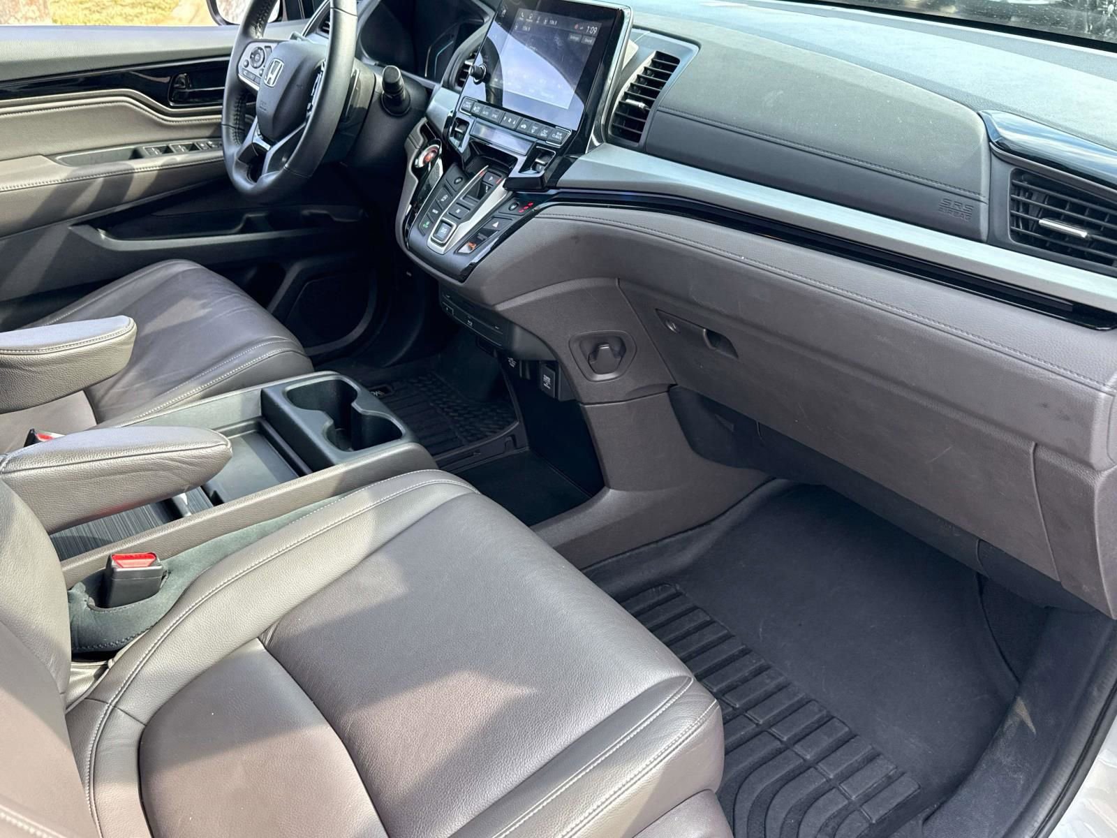 Used 2023 Honda Odyssey Touring image 32