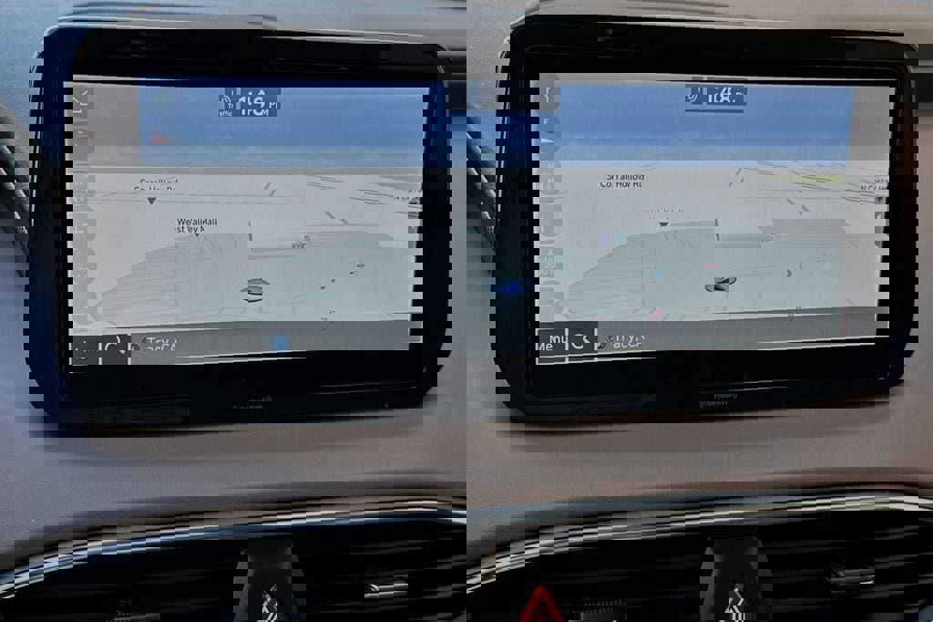 Used 2023 Hyundai Santa Fe SEL Convenience image 17