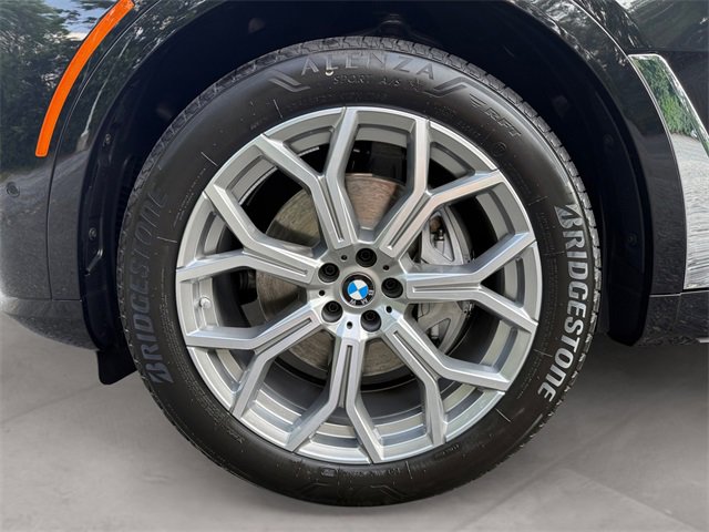 New 2026 BMW X7 xDrive40i w/ Premium Package image 14