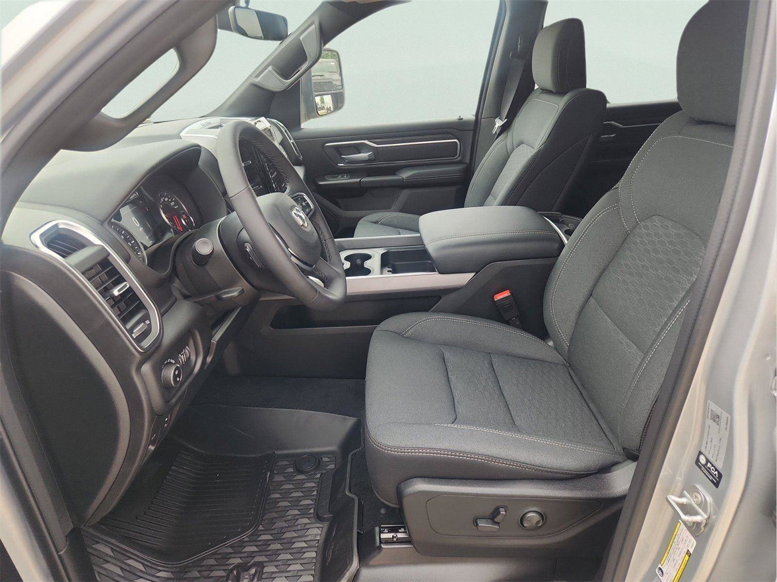 New 2026 RAM 1500 Lone Star AWD/4WD image 12