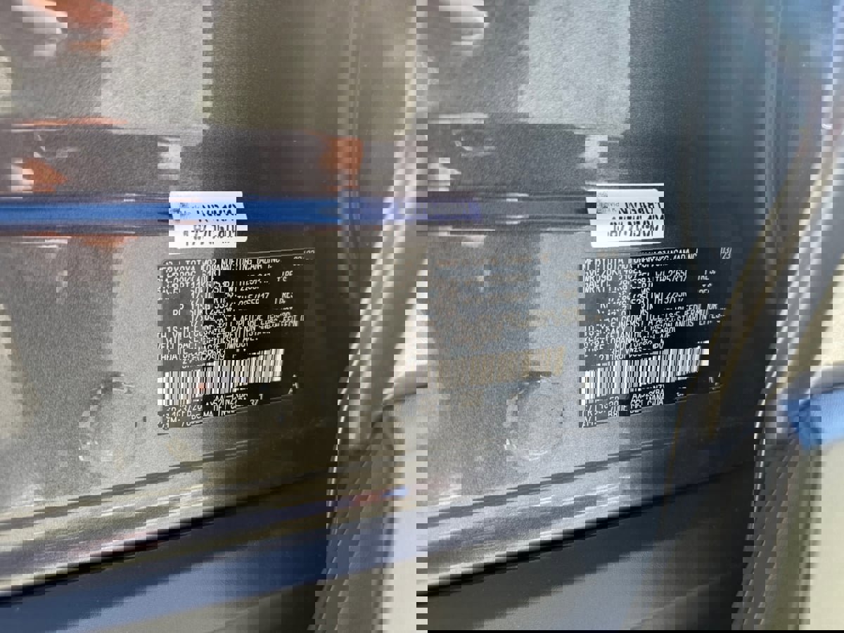 Used 2023 Toyota RAV4 LE image 21