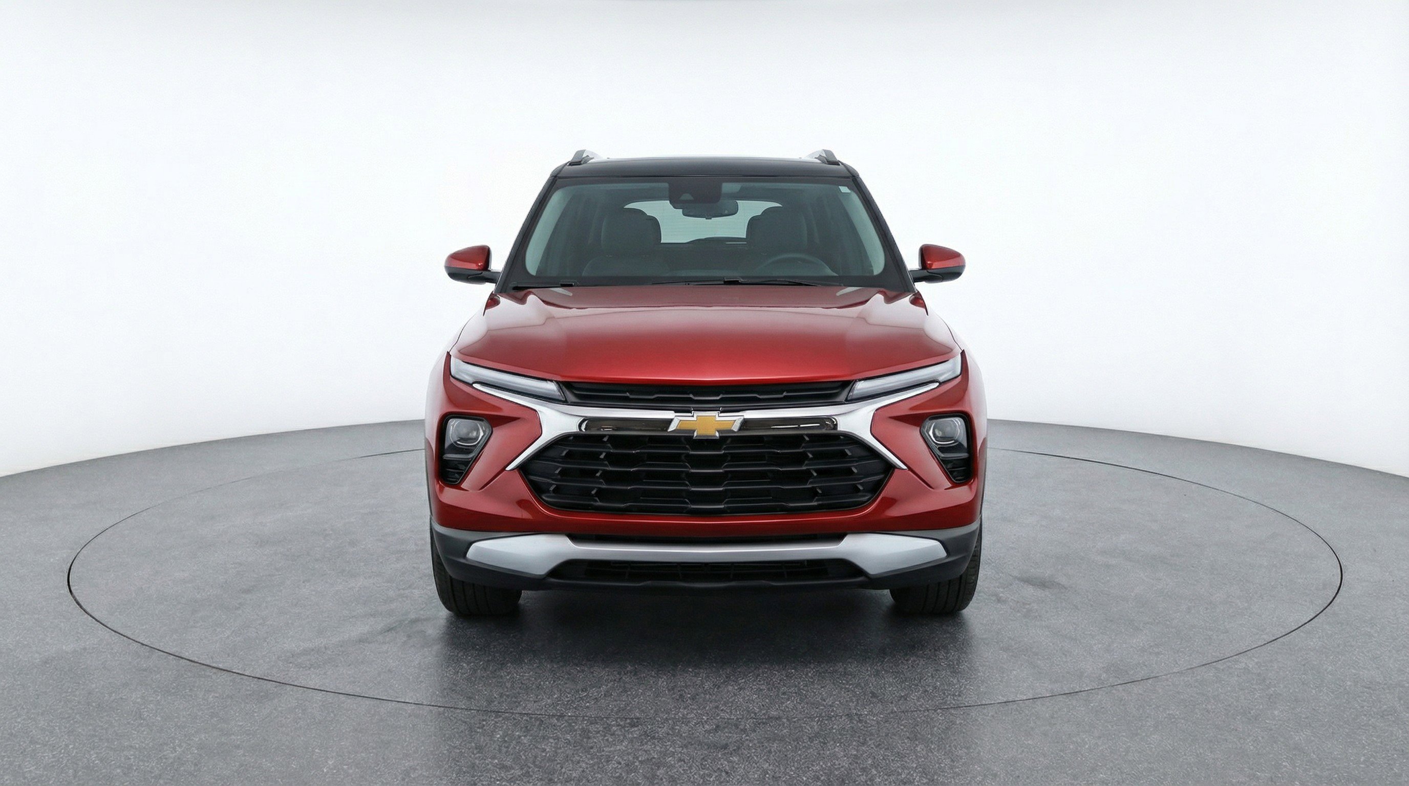 Used 2025 Chevrolet TrailBlazer LT image 2