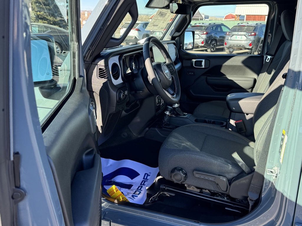 New 2025 Jeep Gladiator Sport image 14