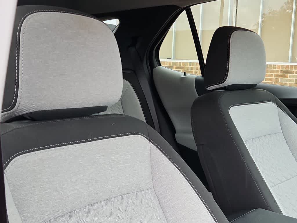 Used 2023 Chevrolet Equinox LS w/ LS Convenience Package FWD image 18