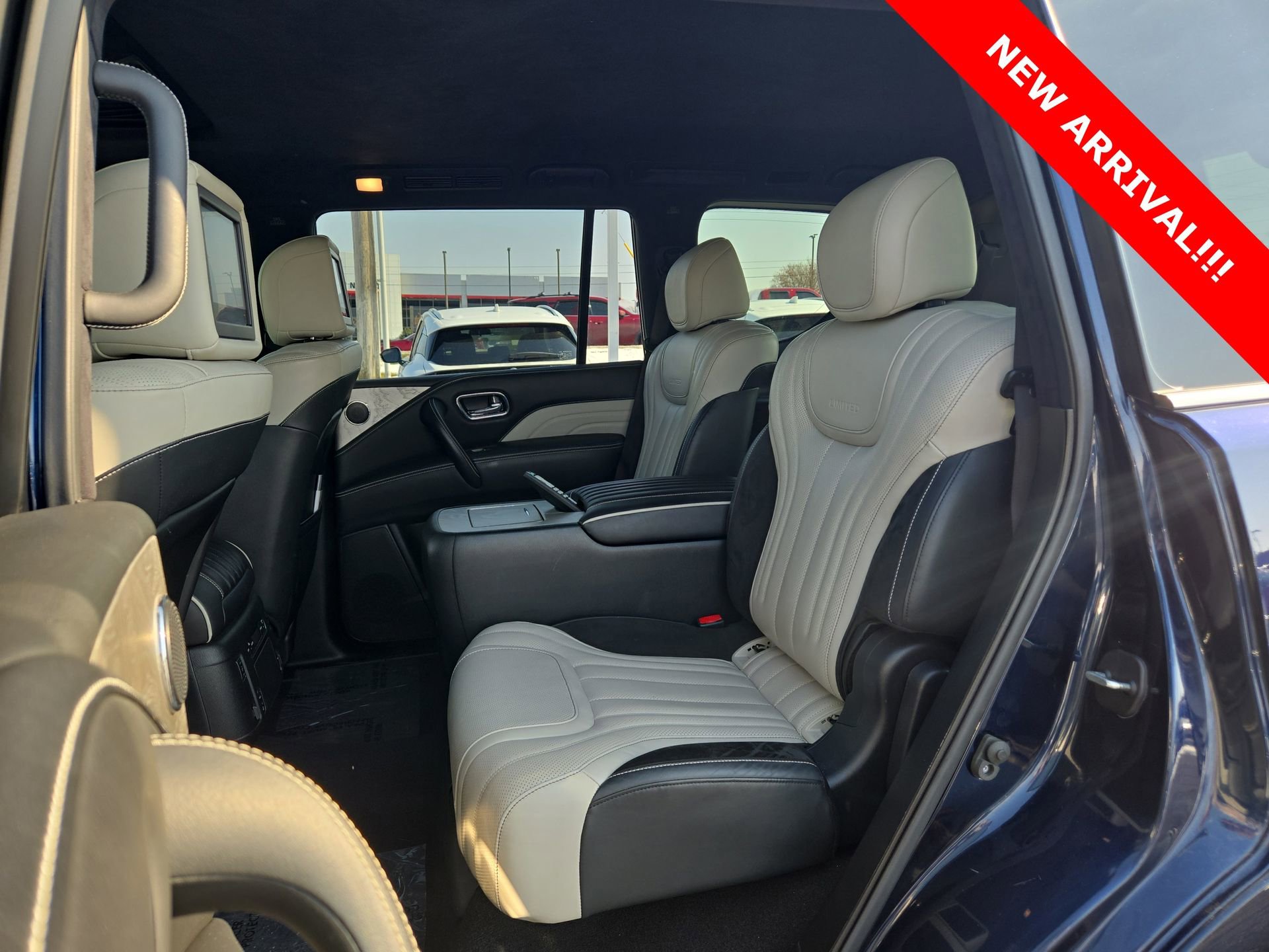 Used 2019 INFINITI QX80 Limited w/ All-Season Package image 17