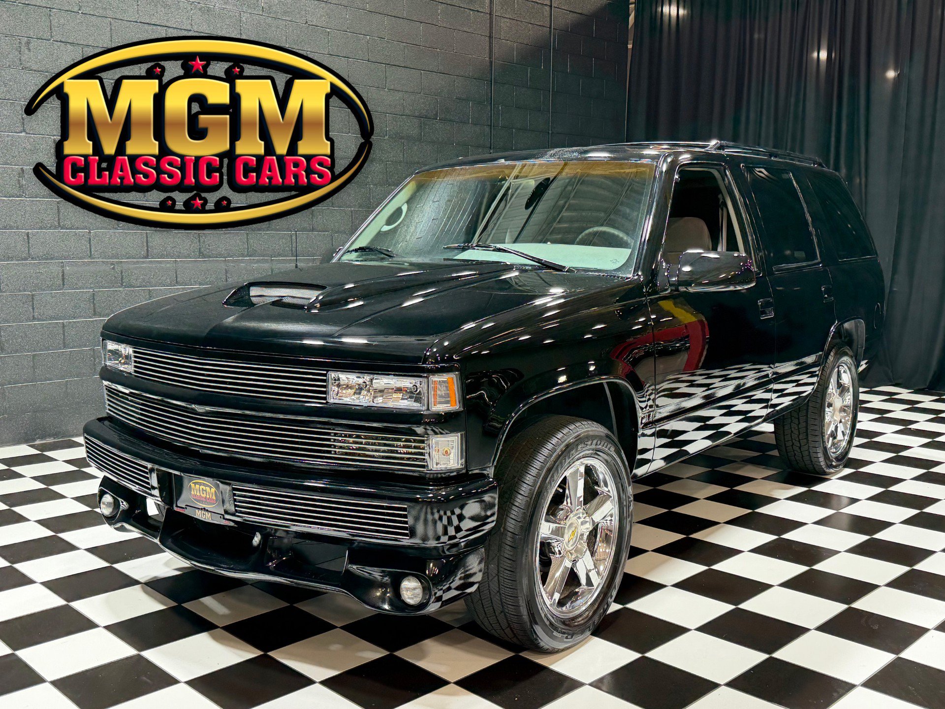 Used 1999 Chevrolet Tahoe 4WD w/ Skid Plate Pkg image 1