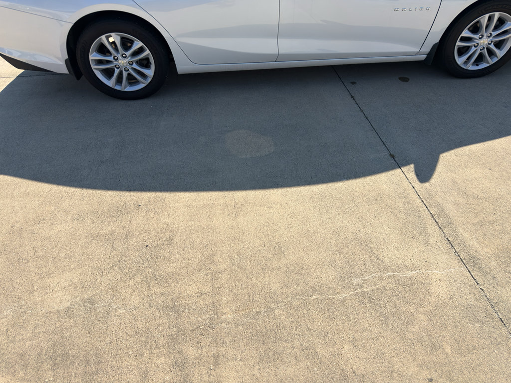 Used 2016 Chevrolet Malibu LT FWD image 4
