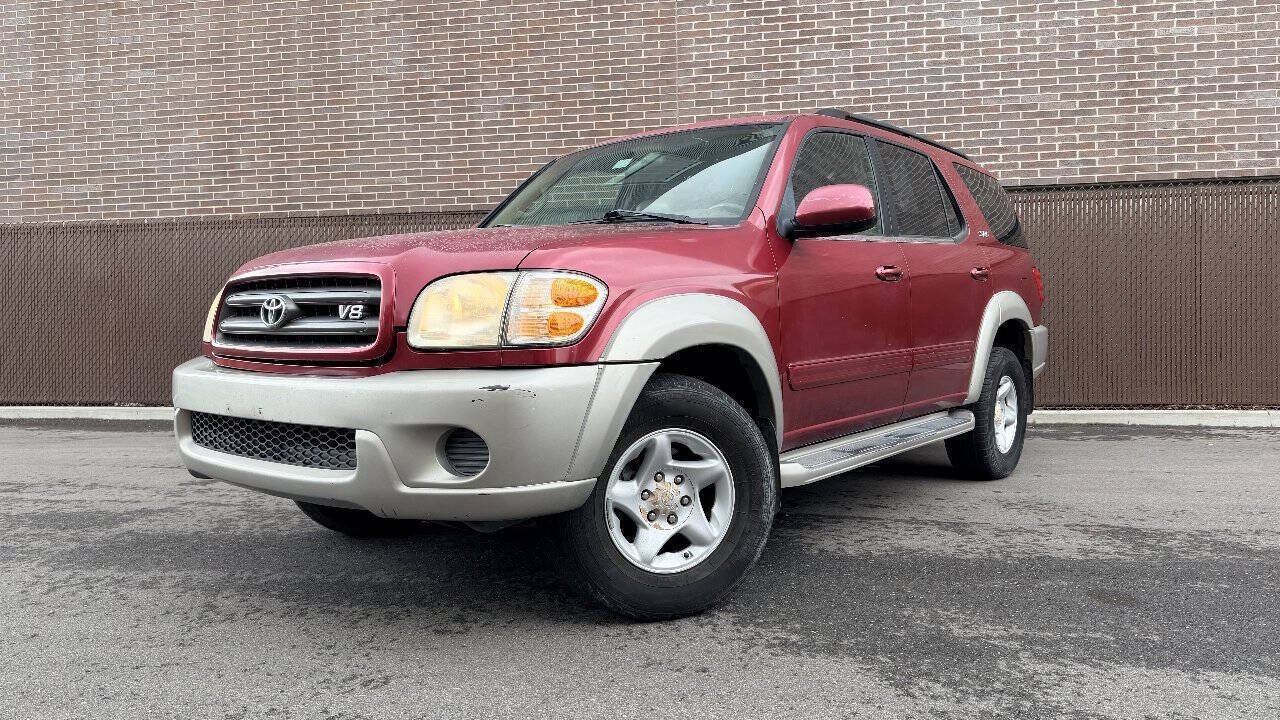 Used 2001 Toyota Sequoia SR5 w/ Preferred Pkg AWD/4WD image 2