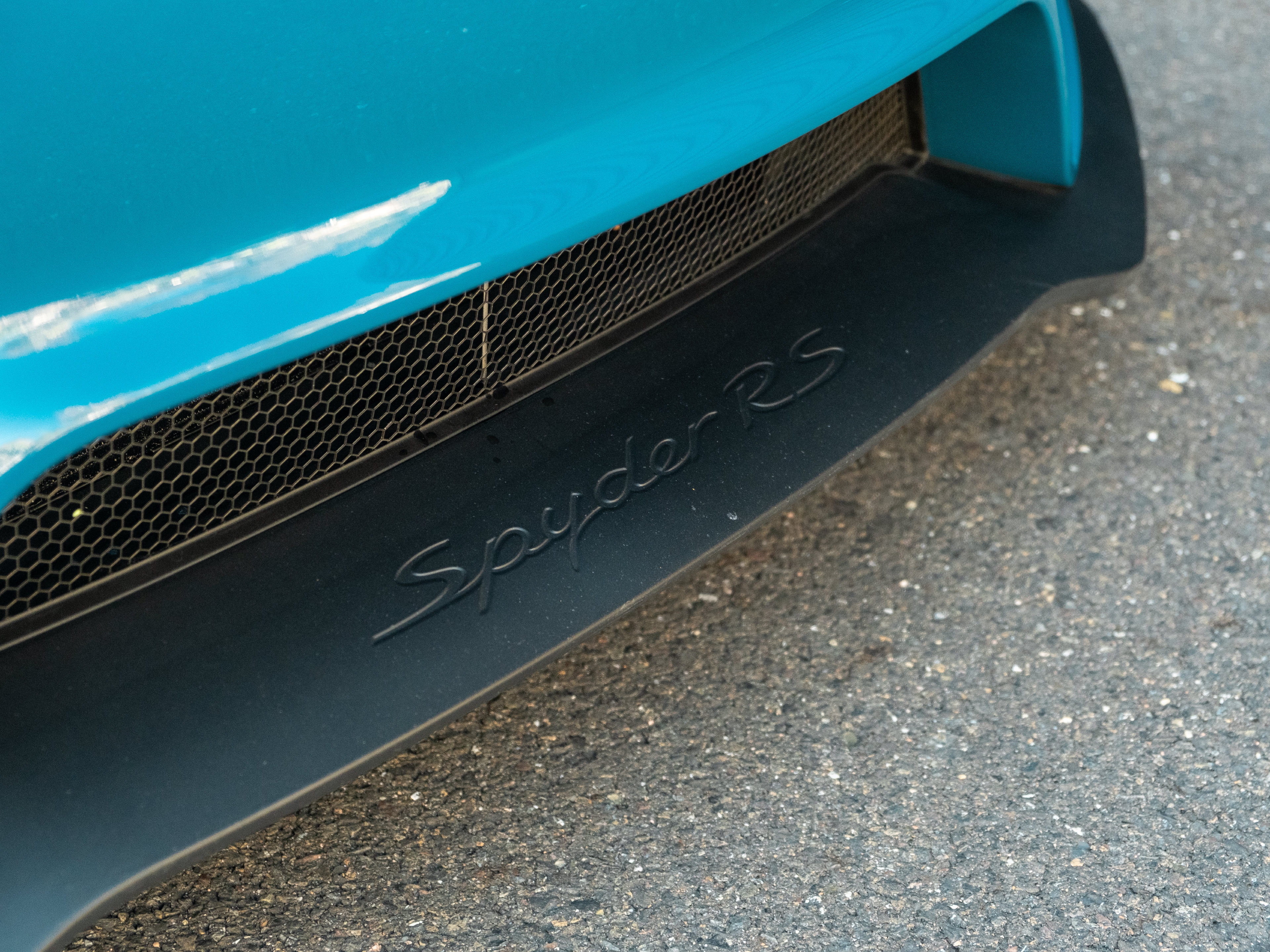 Certified 2024 Porsche 718 Boxster Spyder RS RWD image 22