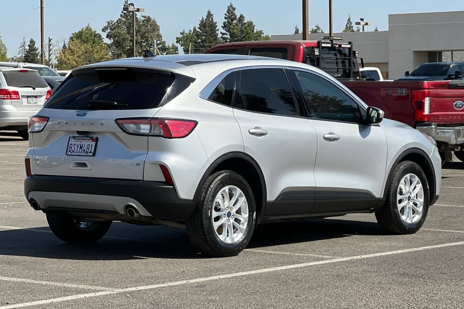 Used 2020 Ford Escape SE AWD/4WD image 2