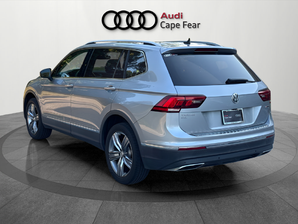 Used 2019 Volkswagen Tiguan SEL Premium AWD/4WD image 4