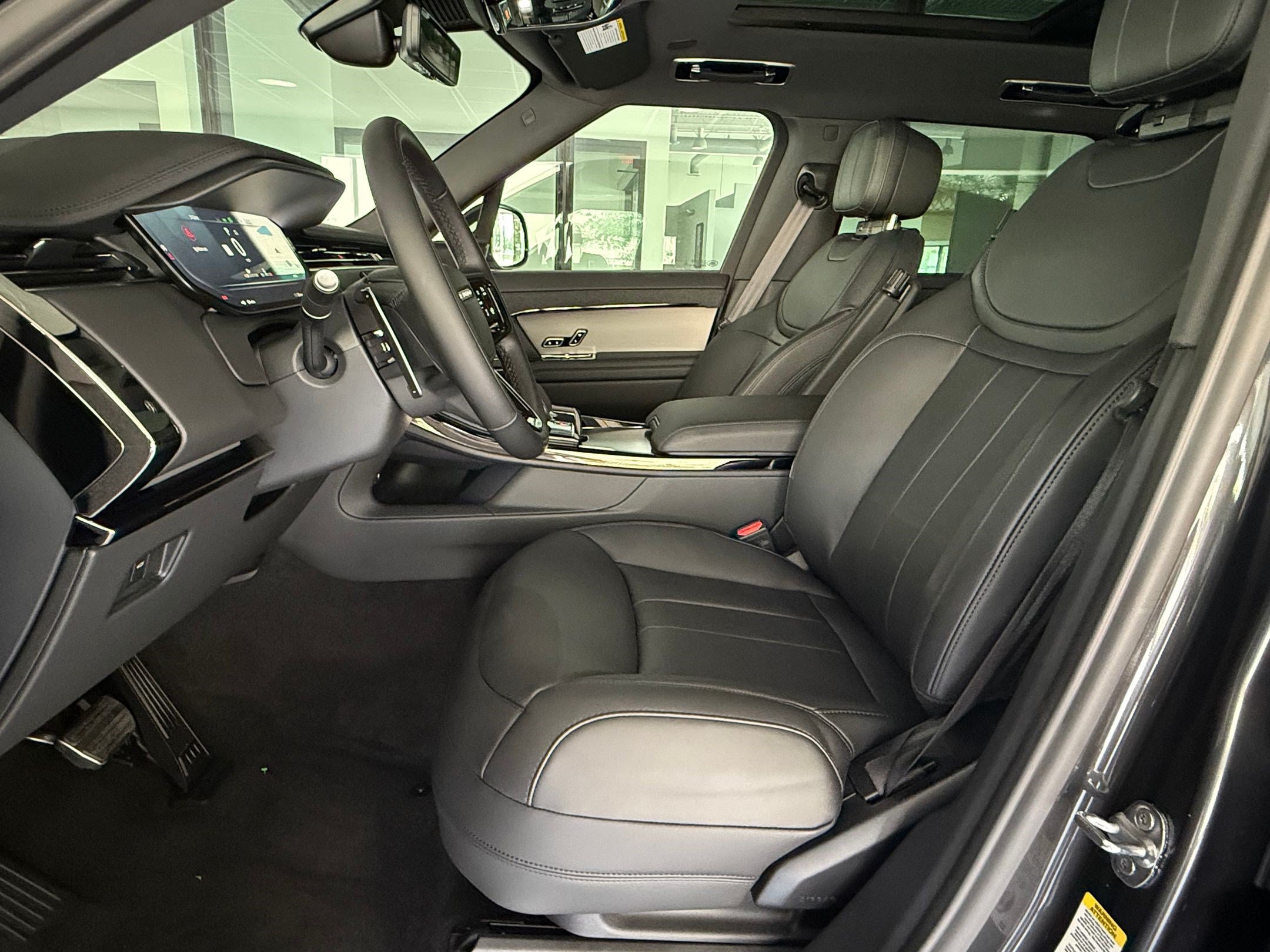 New 2026 Land Rover Range Rover Sport Dynamic SE AWD/4WD image 5