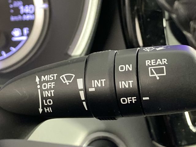 Used 2024 Toyota Highlander XLE AWD/4WD image 21