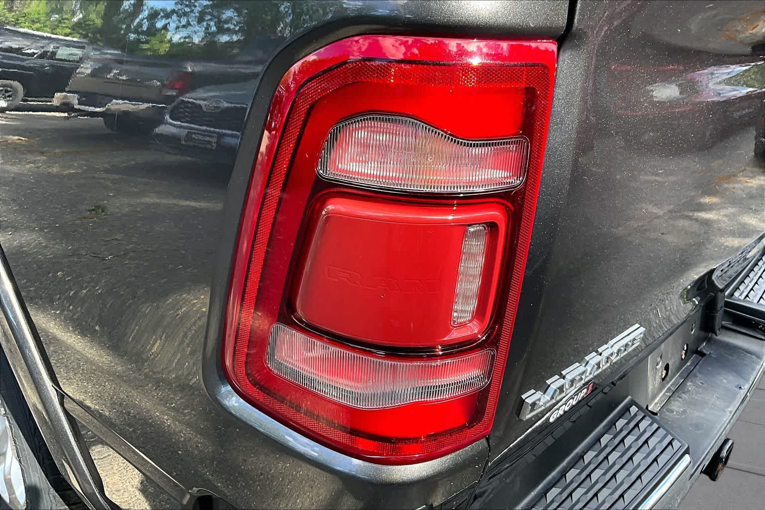 Used 2022 RAM 1500 Laramie AWD/4WD image 26