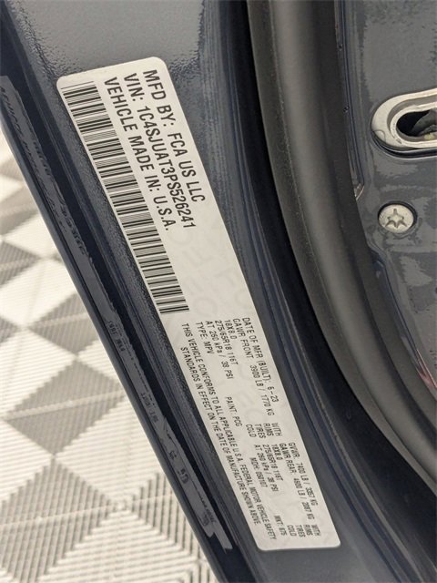 Used 2023 Jeep Wagoneer 2WD w/ Convenience Group I image 39