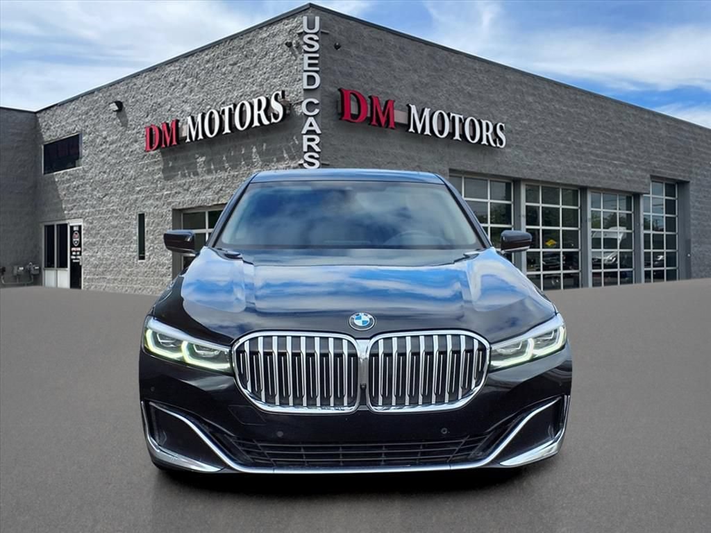 Used 2021 BMW 740i xDrive w/ Premium Package AWD/4WD image 8