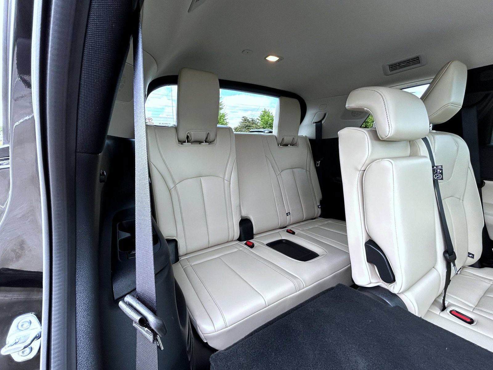 Certified 2025 INFINITI QX60 Luxe AWD/4WD image 19