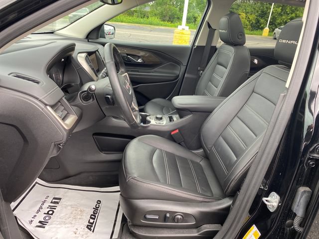 Certified 2024 GMC Terrain Denali w/ Black Diamond Edition AWD/4WD image 18