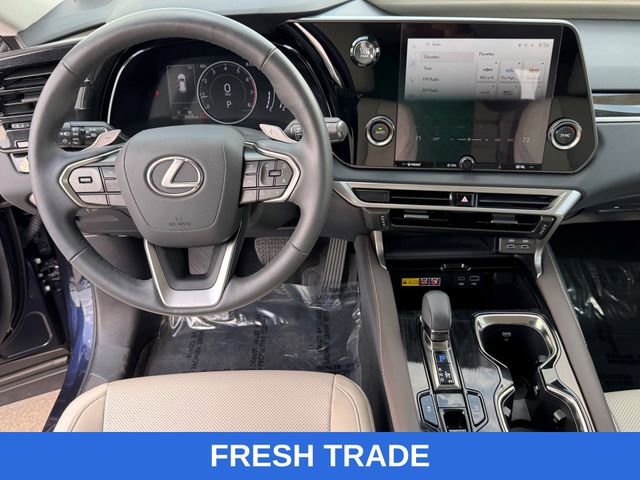 Used 2024 Lexus RX 350 FWD w/ Technology Package image 17