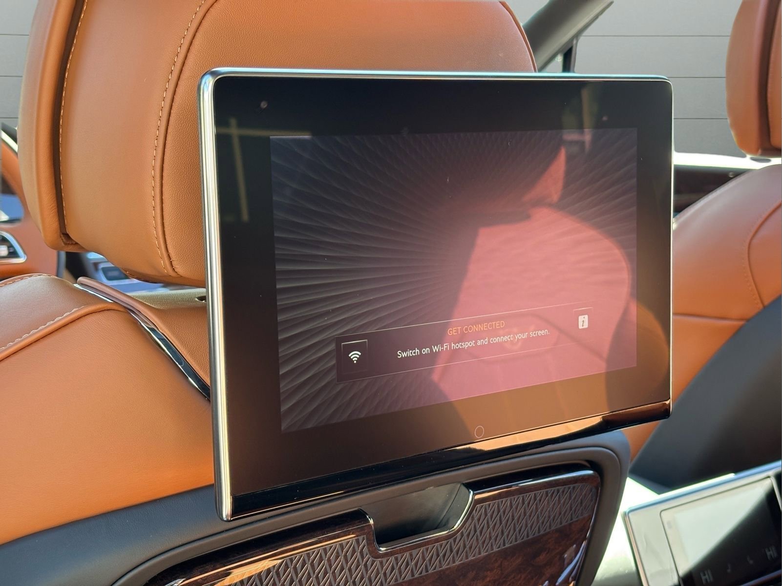 New 2025 Bentley Bentayga Extended Wheelbase image 22