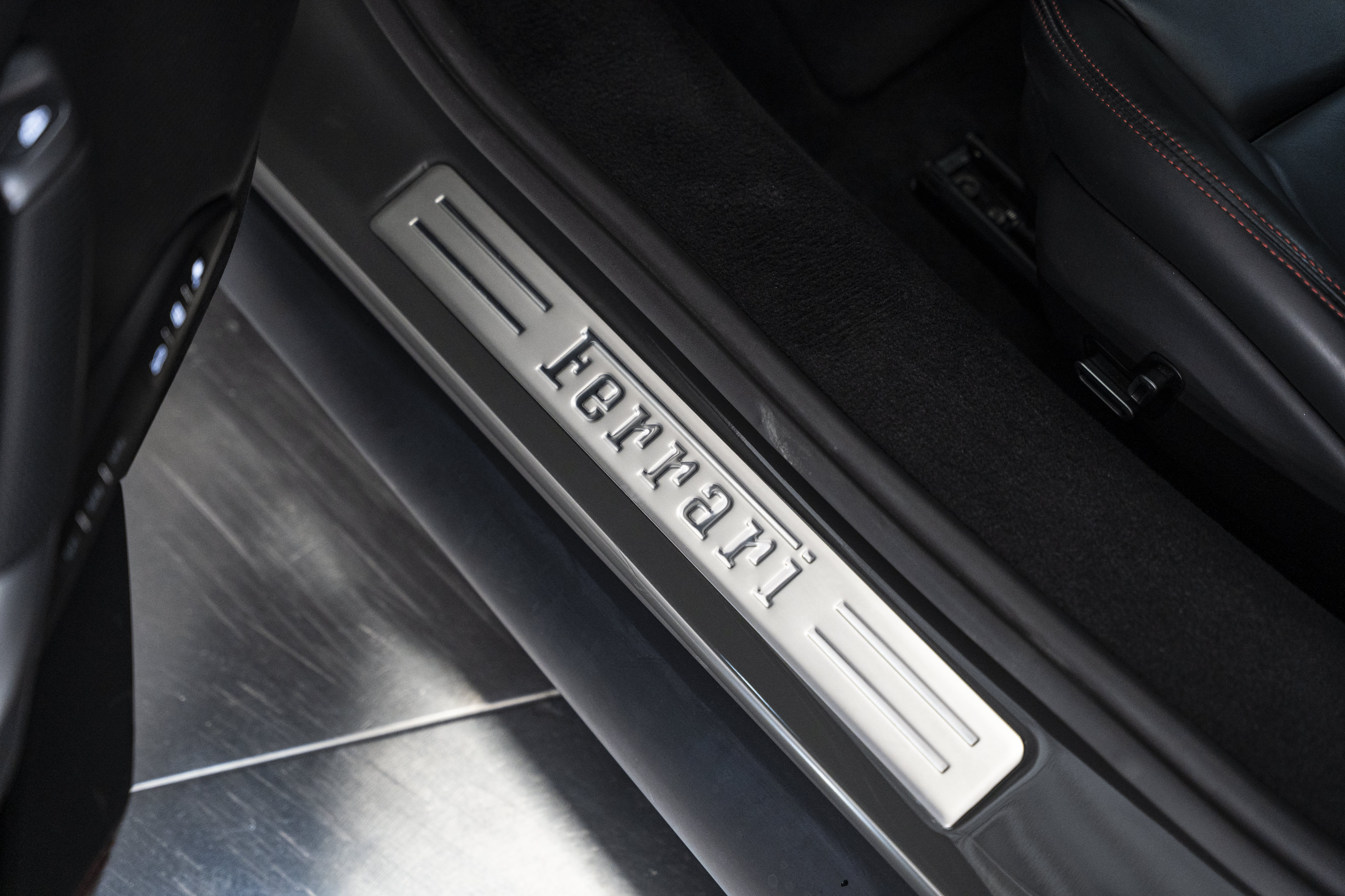 Used 2025 Ferrari 296 GTB RWD image 22