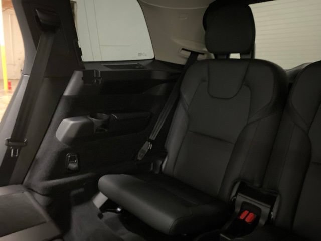 Used 2024 Volvo XC90 T8 Plus w/ Protection Package Premier AWD/4WD image 81
