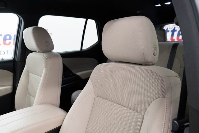 Used 2023 Chevrolet Traverse LS w/ Safety Package image 16