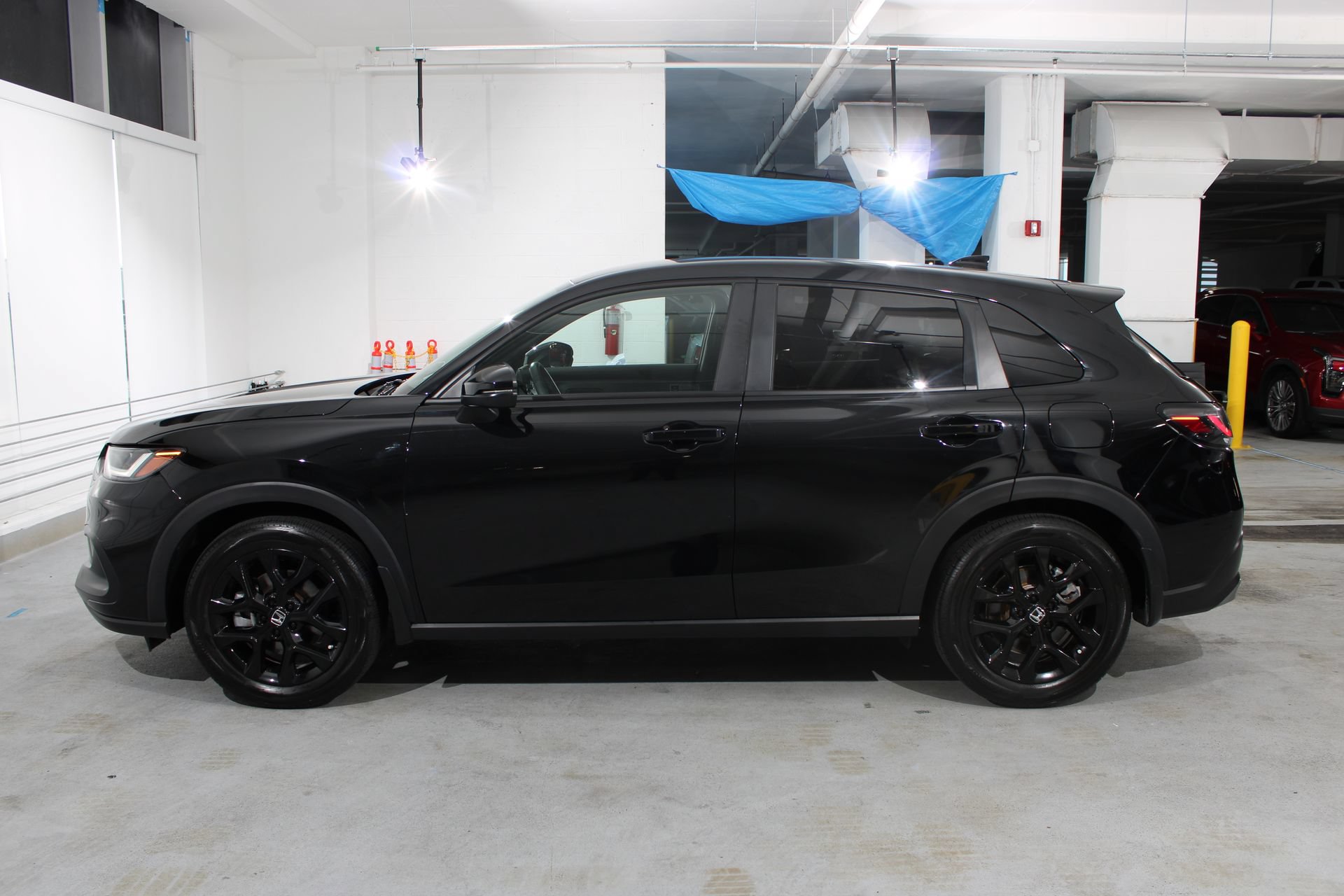 Used 2025 Honda HR-V Sport image 4