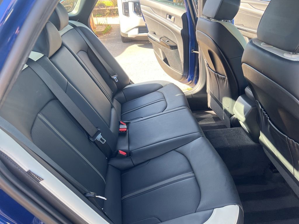 Used 2025 Kia K5 GT-Line image 13