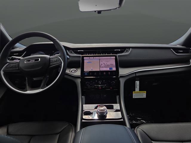 New 2025 Jeep Grand Cherokee Limited w/ Luxury Tech Group II image 5