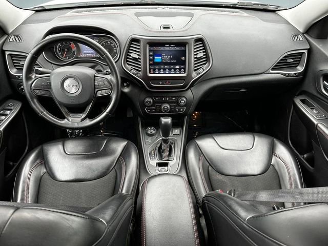 Used 2020 Jeep Cherokee Trailhawk w/ Cold Weather Group AWD/4WD image 25