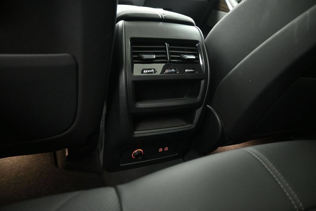 Used 2024 BMW X5 sDrive40i w/ Premium Package RWD image 20