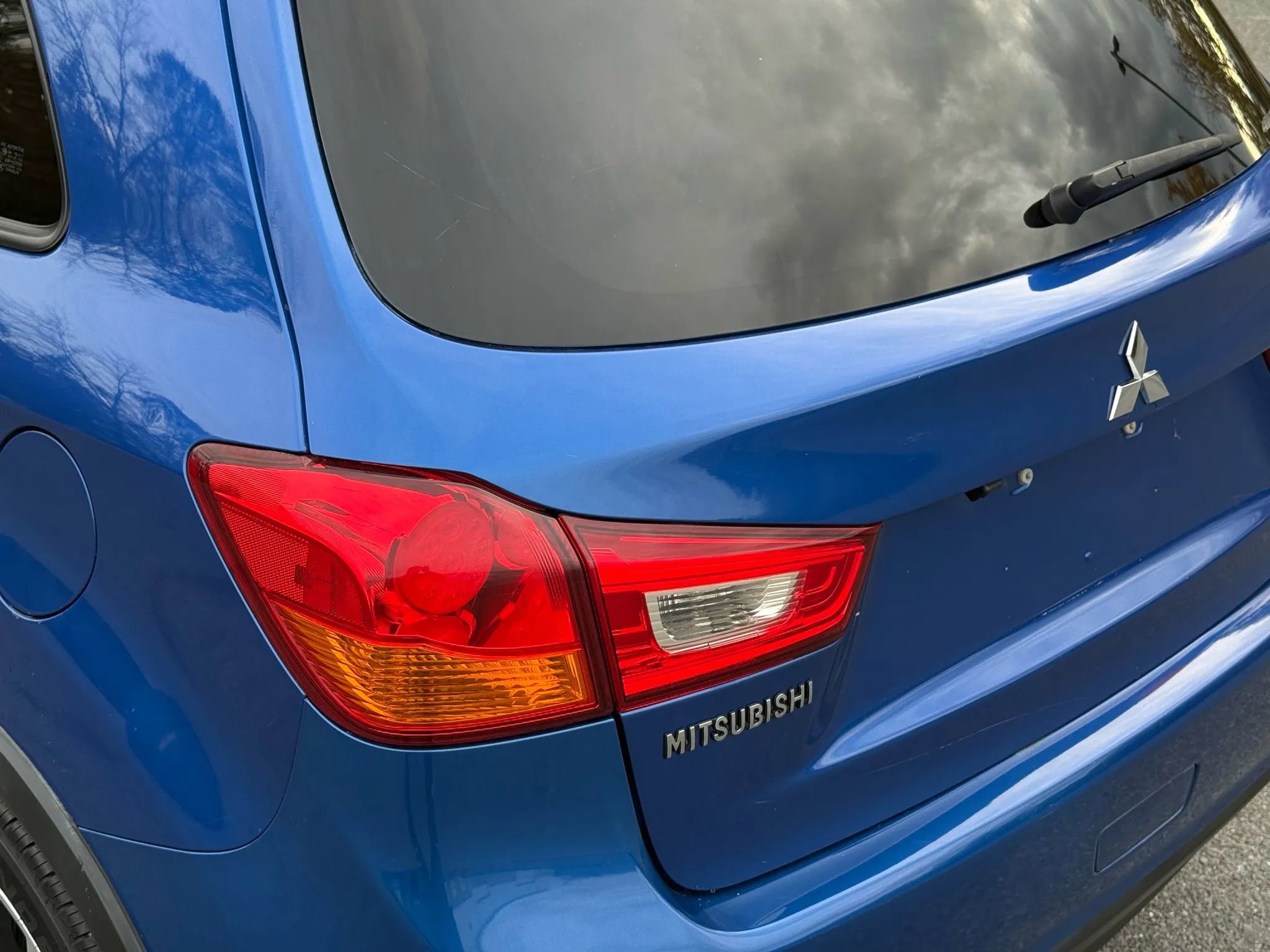 Used 2017 Mitsubishi Outlander Sport SE image 6