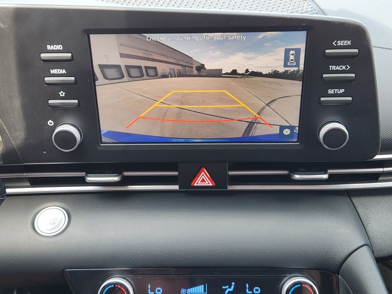 Used 2023 Hyundai Elantra SEL FWD image 15