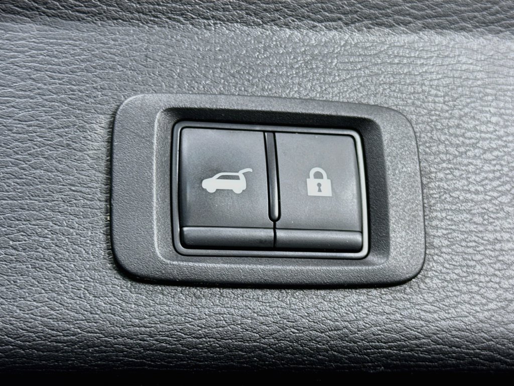 Used 2024 Mitsubishi Outlander SE AWD/4WD image 24