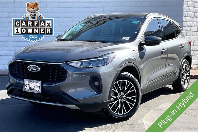 Used 2025 Ford Escape SE FWD image 1