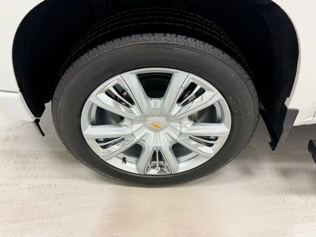 Certified 2024 Chevrolet Silverado 1500 High Country image 22