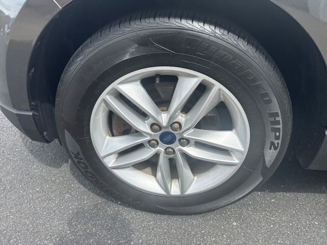 Used 2015 Ford Edge SEL AWD/4WD image 9