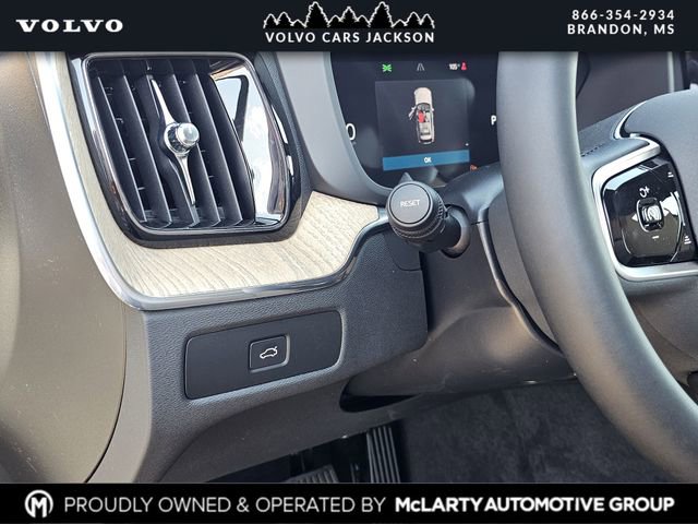 New 2026 Volvo XC60 B5 Plus w/ Protection Package Premier image 19
