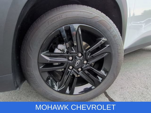 Certified 2025 Chevrolet Trax ACTIV w/ Sunroof Package FWD image 32