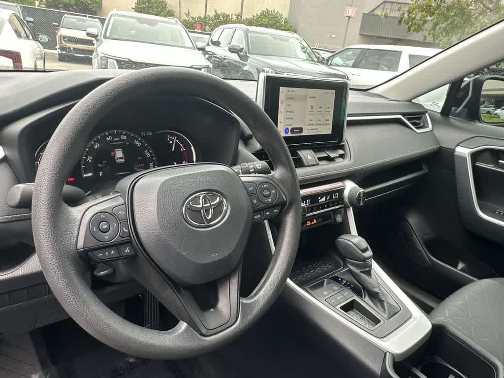 Used 2024 Toyota RAV4 XLE w/ Convenience Package FWD image 20