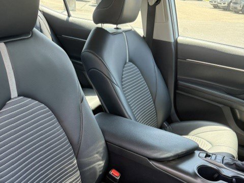 Used 2022 Toyota Camry SE AWD/4WD image 13