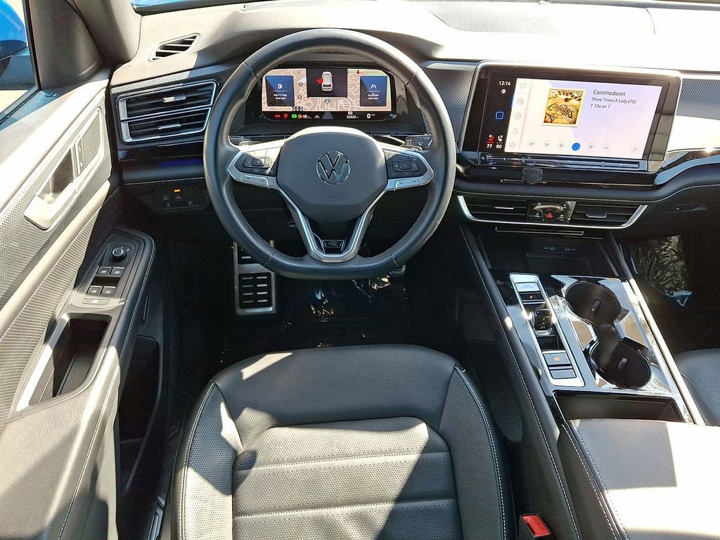 Used 2024 Volkswagen Atlas Cross Sport SEL R-Line image 21