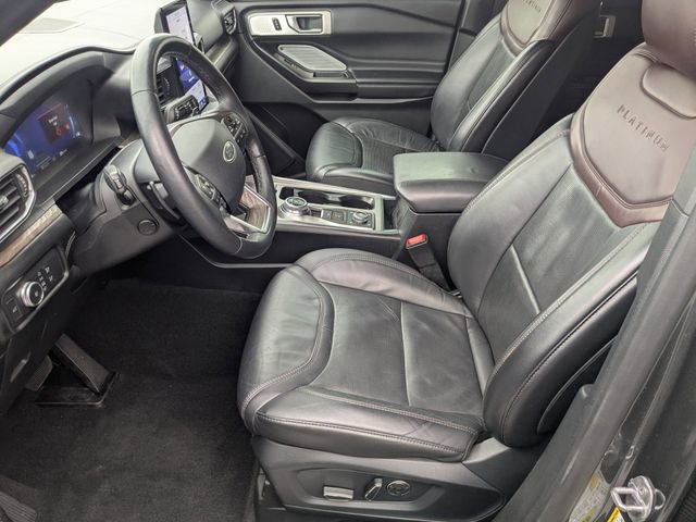 Used 2020 Ford Explorer Platinum w/ Premium Technology Package AWD/4WD image 16